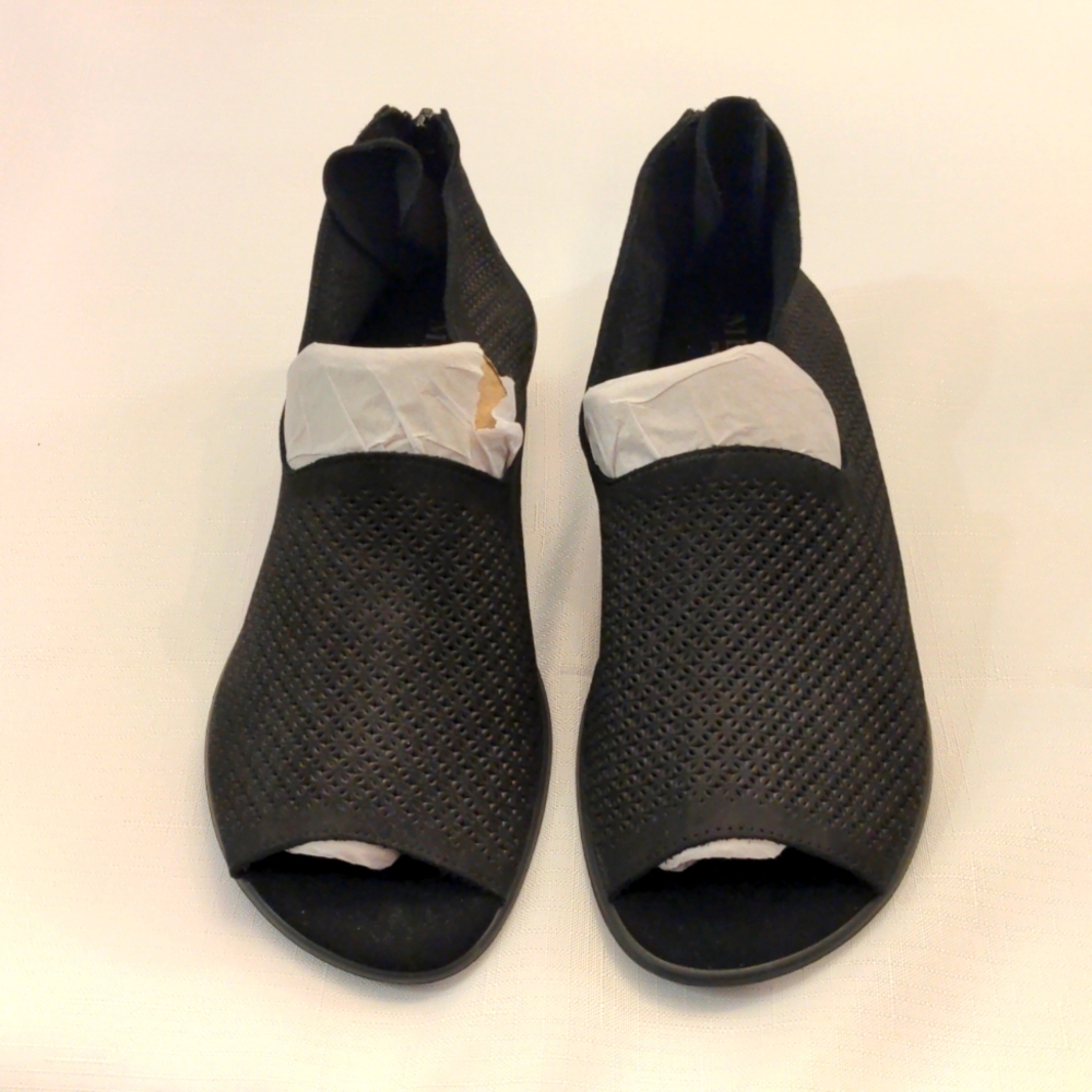 Sesto  Meucci comfort sandles, size 9M